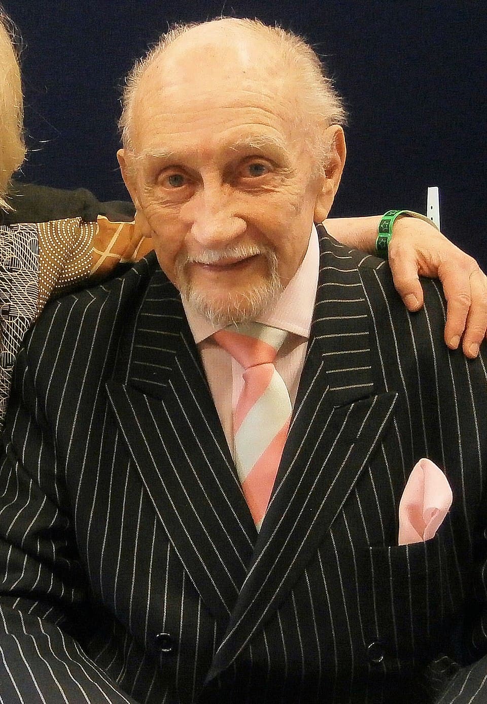 Roy Dotrice, audiobook narrator